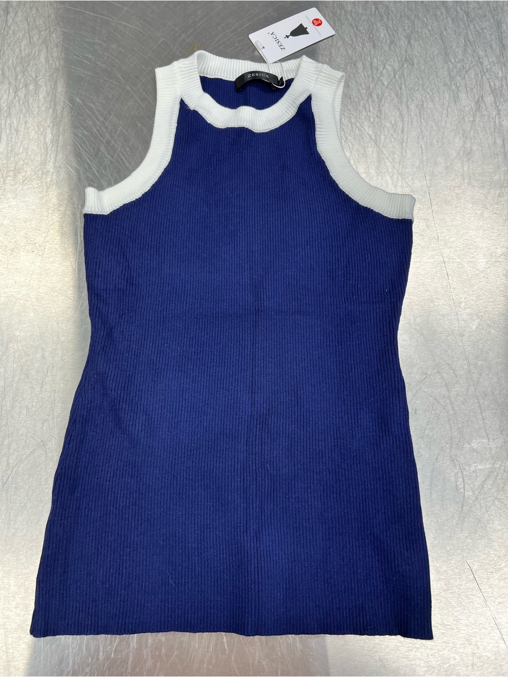 Zesica Navy Blue Ribbed Tank Top with White Trim Women’s XL